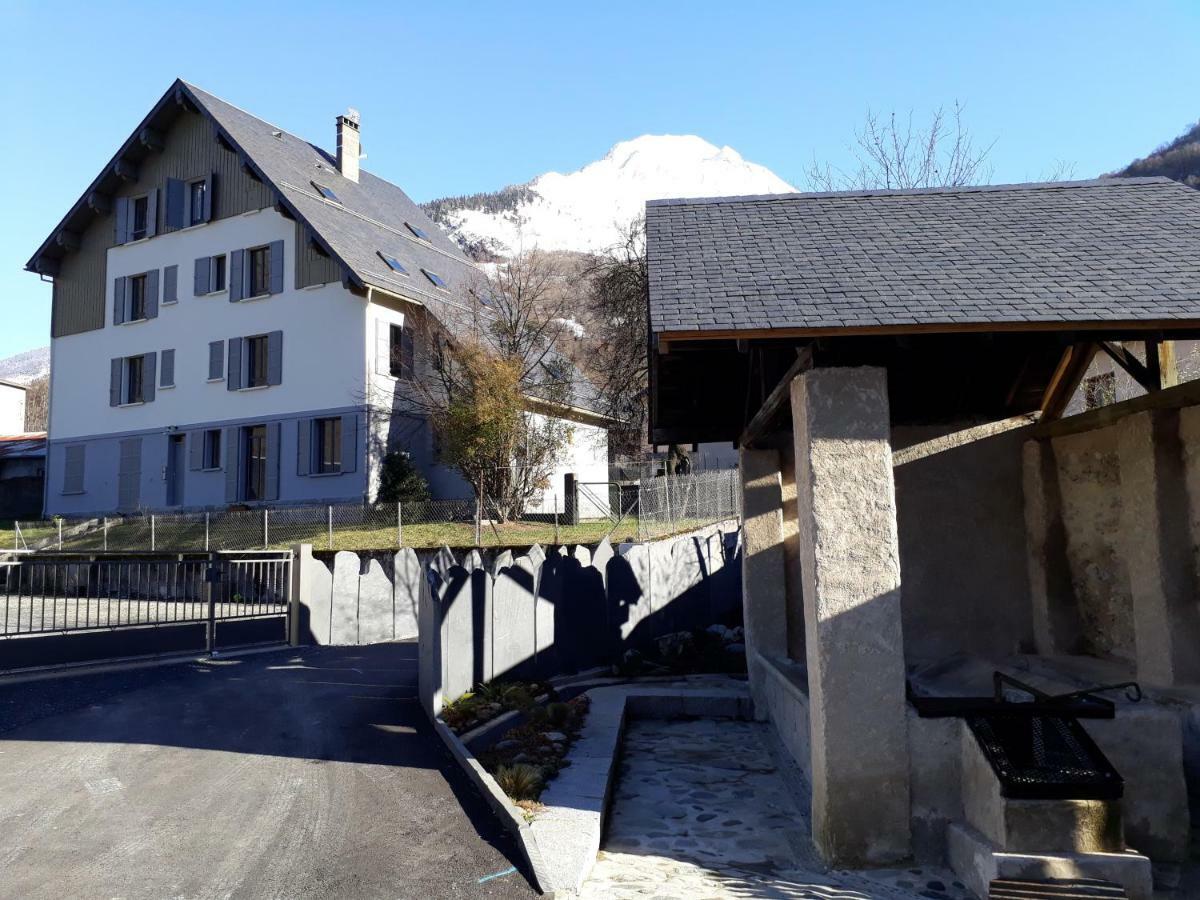 Chalet Du Doumet - Appart Luz Centre - Parking Et Garage Individuel Ferme - Draps Et Serviettes Inclus Luz-Saint-Sauveur Exteriör bild